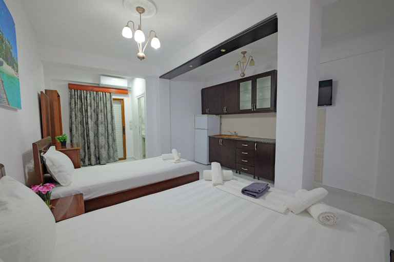 Bedroom 2, Cozy Veranda Kristian - Free Parking, Sarandës