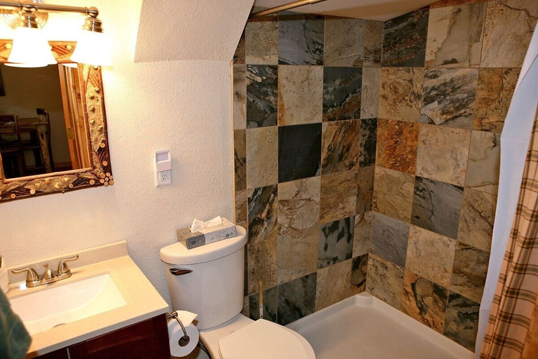 Bathroom 4, Lazy R Cottages: 4 1 Bedroom Cabin, Larimer