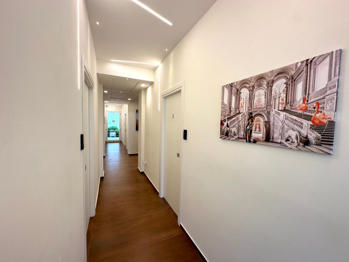 Others 4, Eich Business Accommodation, Caserta