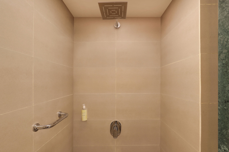 Bathroom 4, Lemon Tree Hotel, Rishikesh, Garhwal