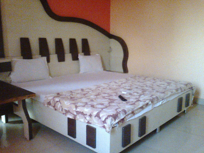 Bedroom 1, Goroomgo Hotel Rajawat Madhya Pradesh, Vidisha