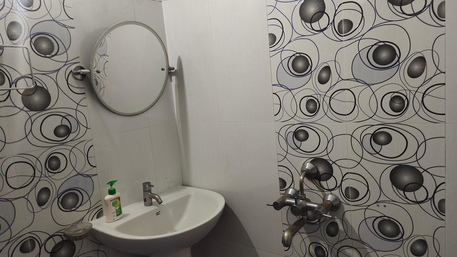 Bathroom 3, Urbanica Homestay, Kamrup Metropolitan