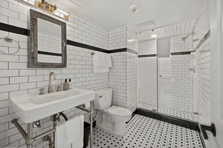 Bathroom 5, The Maverick, powered by Placemakr - River Walk, Bexar