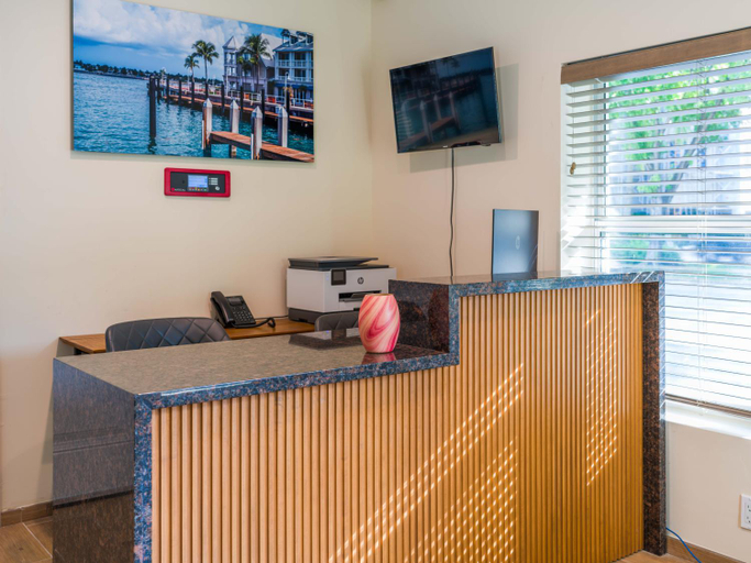 Public Area 3, Seaside Villas, Broward