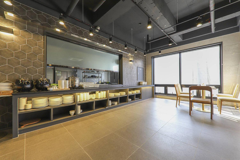 Food & Drinks 5, Hotel Demer Mokpo, Muan