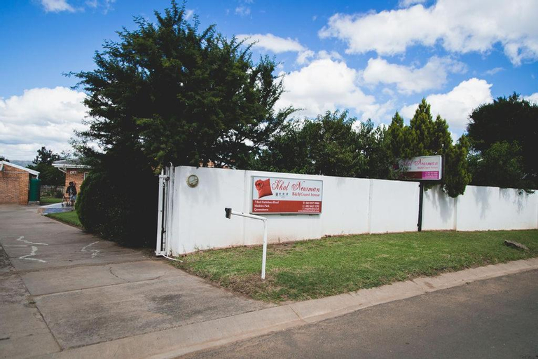 Khol Newman Bed and Breakfast, Chris Hani