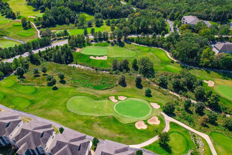 Thousand Hills Condo, Taney