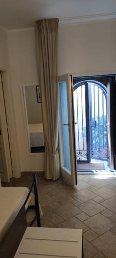 Others 4, Locanda Badia Residenze Iride e Celeste, Salerno