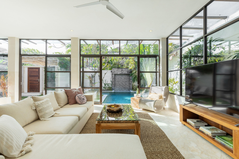 Others 5, Villa Lumut, Badung