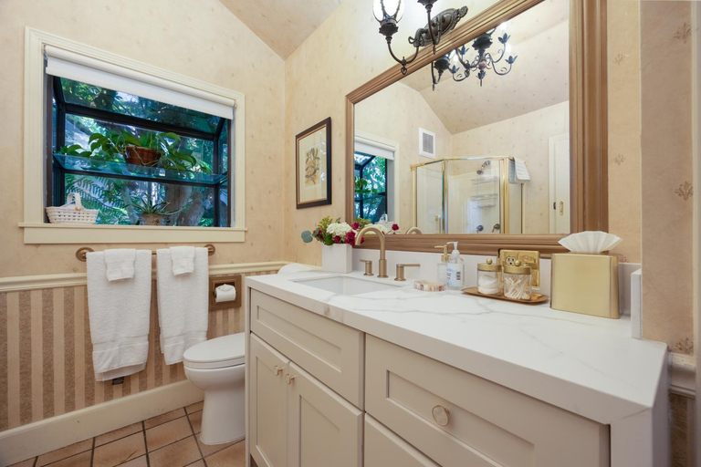 Bathroom 5, Mill Rose Inn, San Mateo