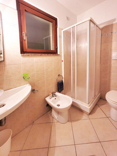Bathroom 3, Pineta Azzurra, Grosseto