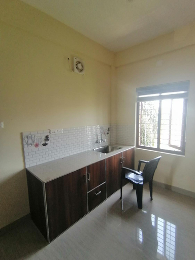 Others 4, Queens Residency, Thrissur