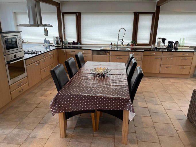 Others 4, 6 Person Holiday Home in Mosterhamn, Bømlo