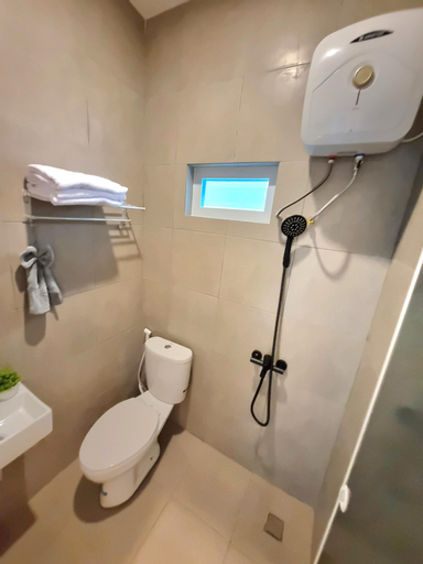 Bathroom 4