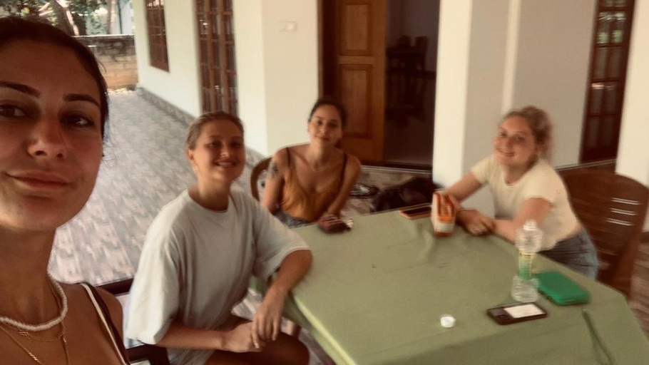 Food & Drinks, Muthuarana Villa Matara, Matara Four Gravets