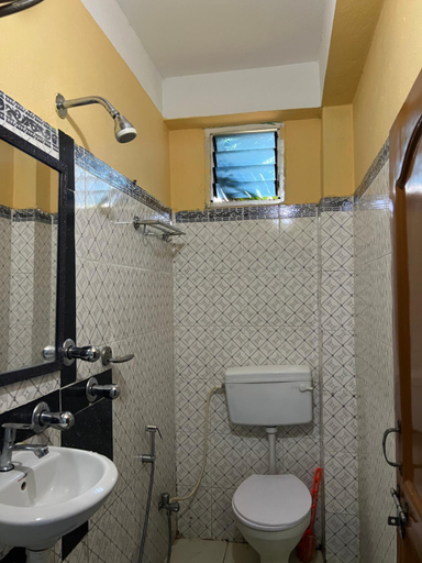 Bathroom 3, Hotel Quality, Mechi