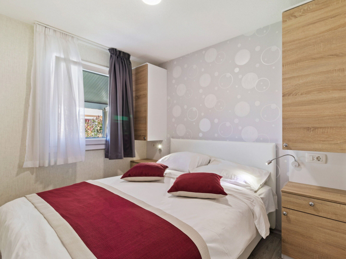 Bedroom 2, Mobile Home in Banjole Near the Beach, Medulin