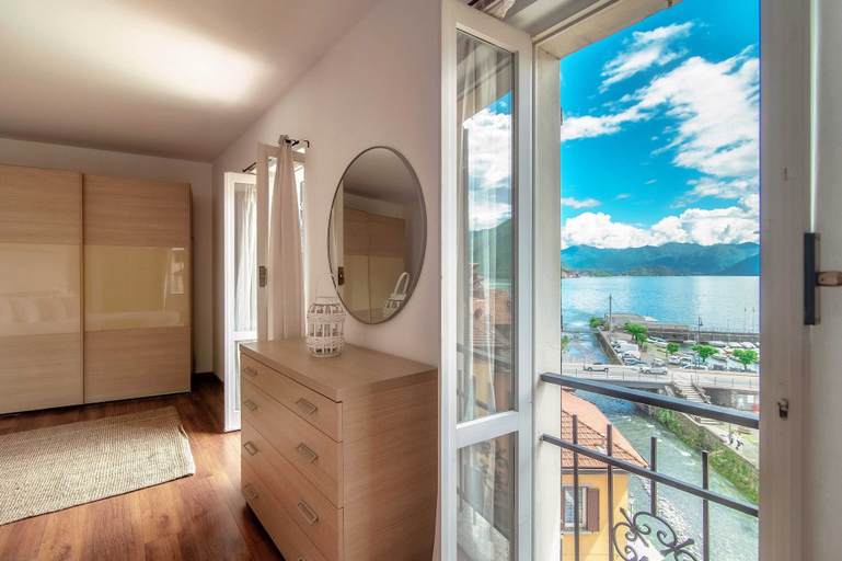 Room 4, Casa Fortuna, Como