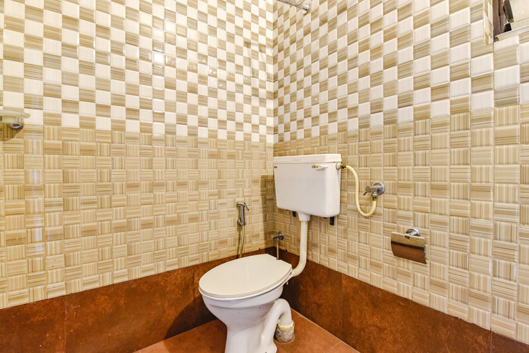 Bathroom 3, Fabhotel Peak Stay, North Goa