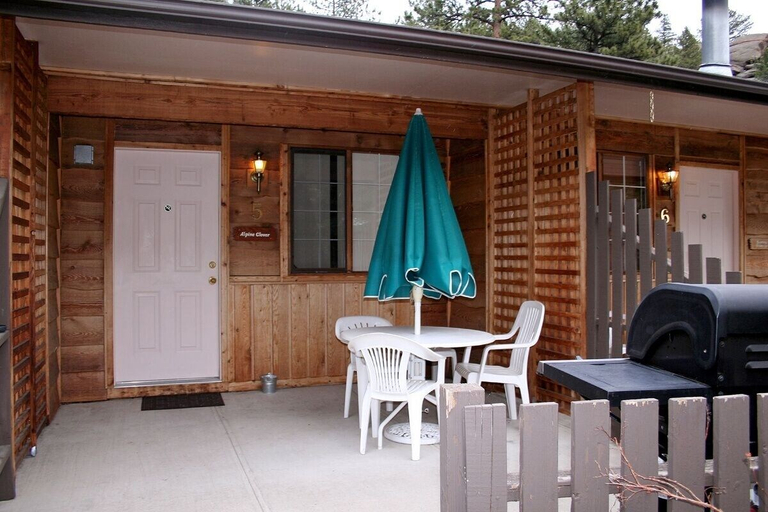 Primary image, Timber Creek Chalets: 5 1 Bedroom Chalet, Larimer
