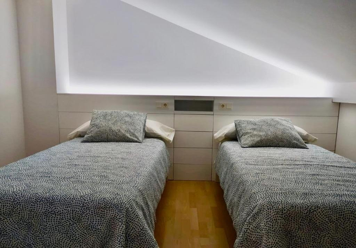 Facilities 4, Duplex Playa Langosteira, A Coruña