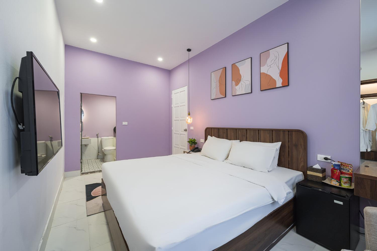 Bedroom 8