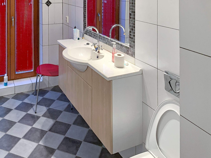 Bathroom 2, 6 Person Holiday Home in Mosterhamn, Bømlo
