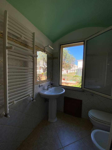 Bathroom 3, Portu Hill Apartments, Ogliastra