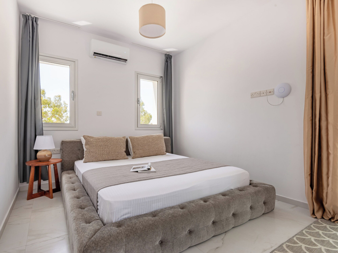 Bedroom 2, Sanders Cruise - Lovely Studio Apt With Balcony