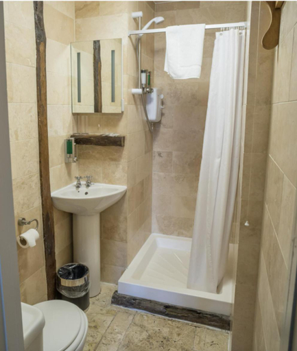 Bathroom 3, Old Hall Hotel Hope, Derbyshire