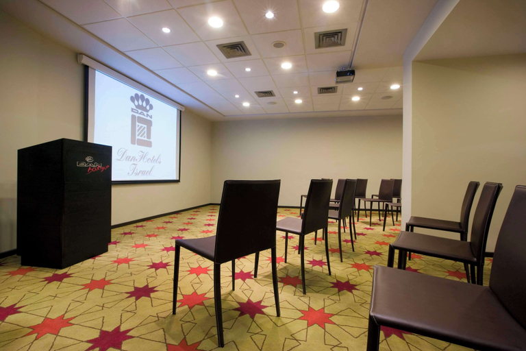 Business Facilities