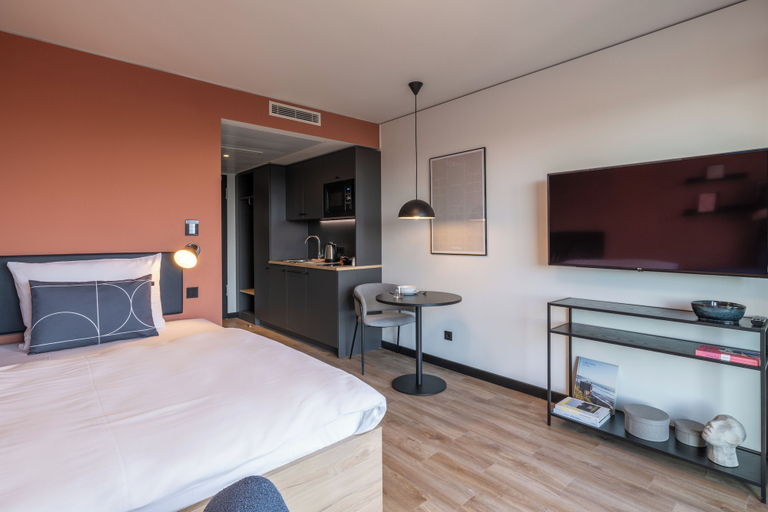 Bedroom 3, The Base Munich, München