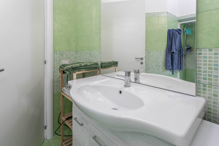 Bathroom 4, Villette Andrea a 2 passi dalla sabbia, Lecce