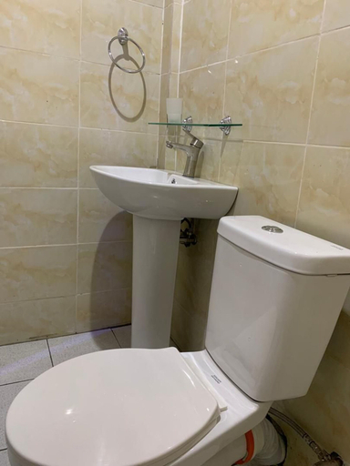 Bathroom, Beni Hotel Surulere, Mainland