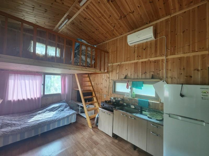 Others 1, Wonju Gamaksan Hwangtobang Pension, Wonju