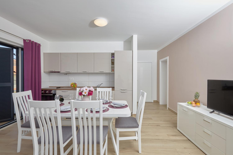 Others 3, Apartments Nika, Sveti Filip i Jakov