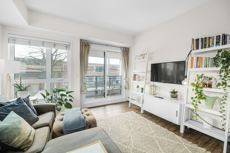 Others 5, The Iris DT Condo with AC in Mission, Division No. 6