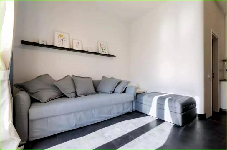 Others 4, Carlos BCS2 - Sanremo Center Suite -, Imperia