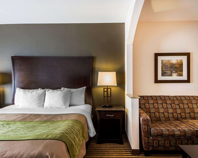 Bedroom 4, Comfort Inn & Suites Alva, Woods