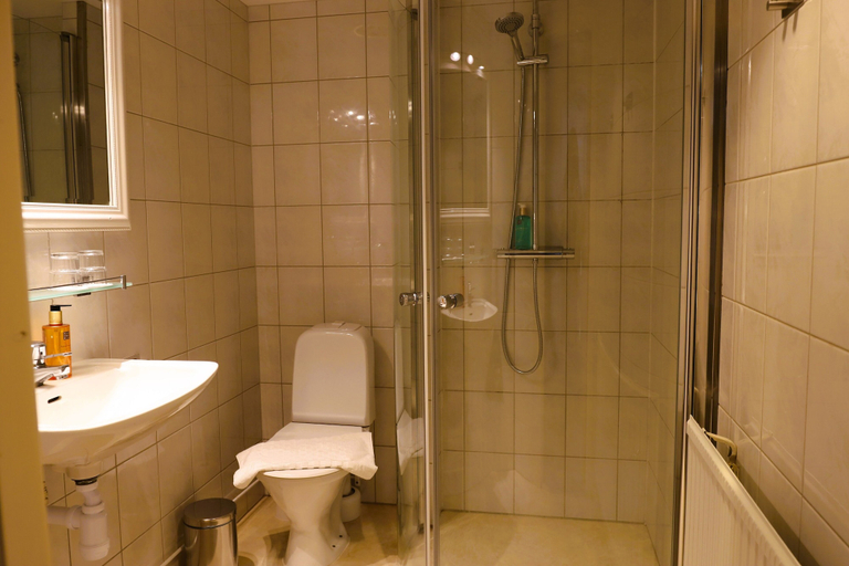 Bathroom 5, Vänerport Stadshotel, Mariestad