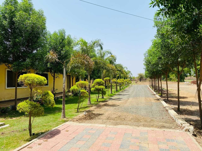 Others, Payal Palace, West Nimar