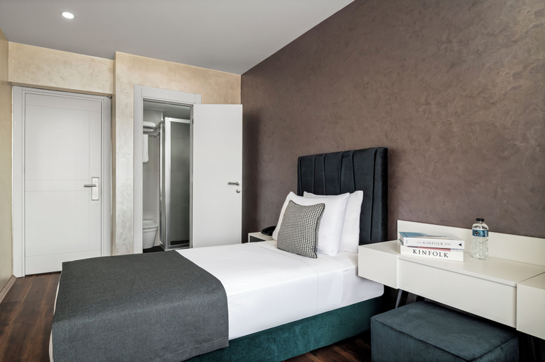 Bedroom 3, Istanbul Efes Hotel, Fatih