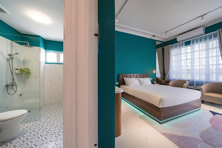 Bedroom 8