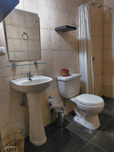 Bathroom 3, La Casona de palacio Viejo, Arequipa