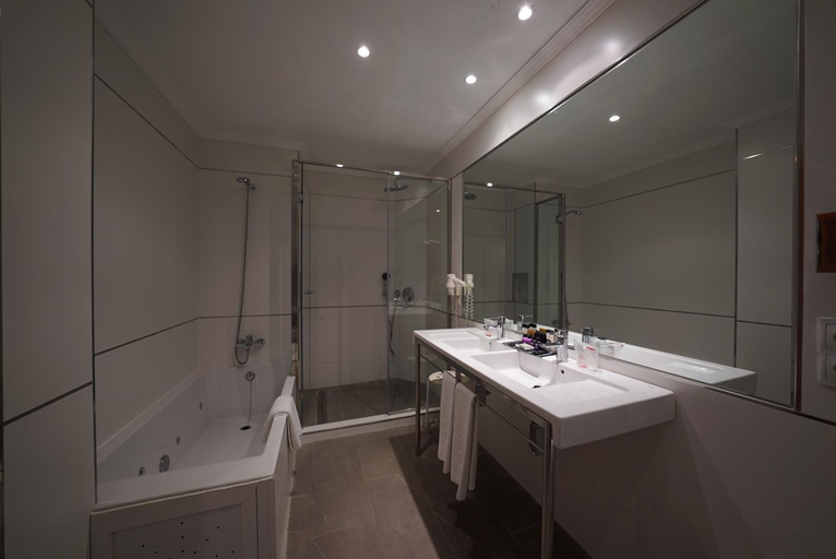 Bathroom 5, Hotel Artmadams, Baleares