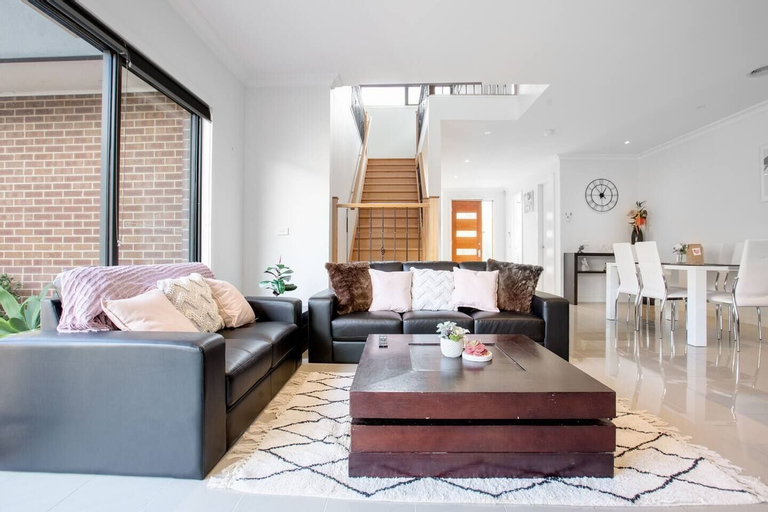 Stunning 3beds Near Knox Shopping Centro@wantirna, Knox - North-West