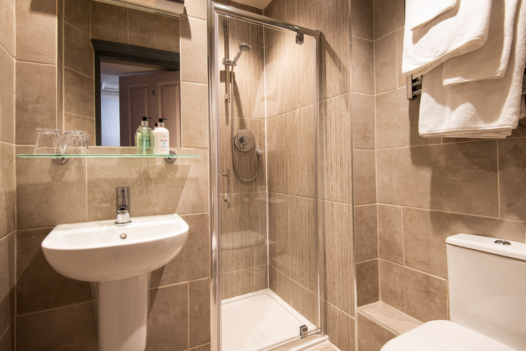 Bathroom 3, The Angel Inn - The Inn Collection Group, Cumbria