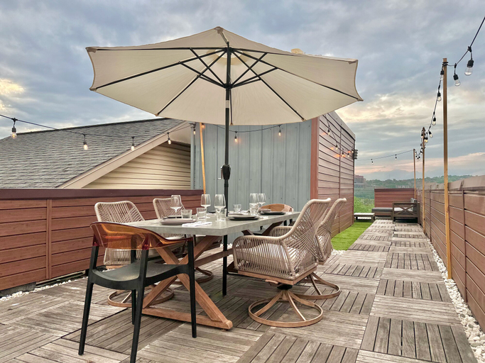 Public Area 5, The Josephine Villa by Luxe PGH, Allegheny