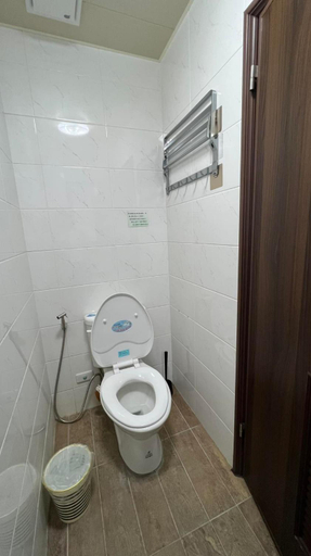 Bathroom 4, Dou Dou Long Homestay, Pingtung