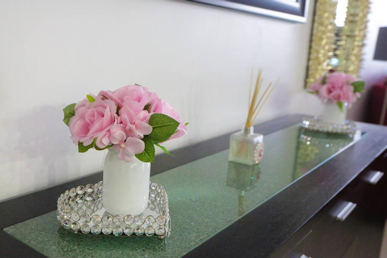 Others 4, Beautiful penthouse condo with stunning views of both ocean and city, Broward